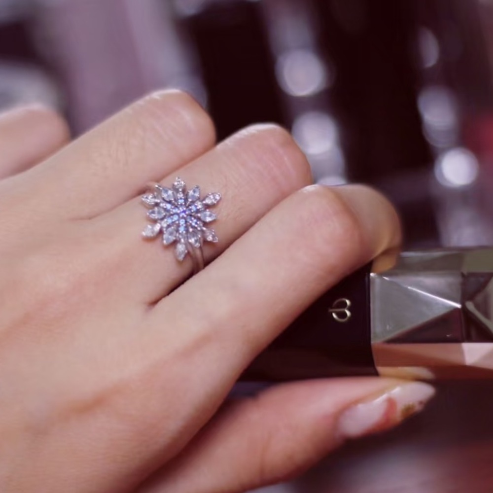 Pandora  Snowflake CZ Ring - Picture 3 of 9